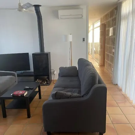 Biniquanvulgui Con Vistas Holiday home *