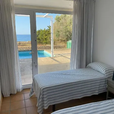 Biniquanvulgui Con Vistas *